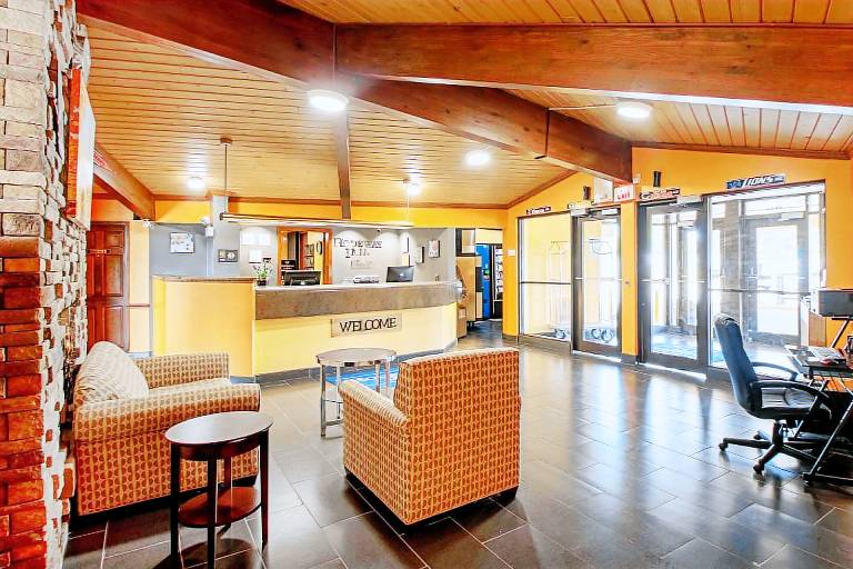 Travelodge by Wyndham Appleton — photo 2