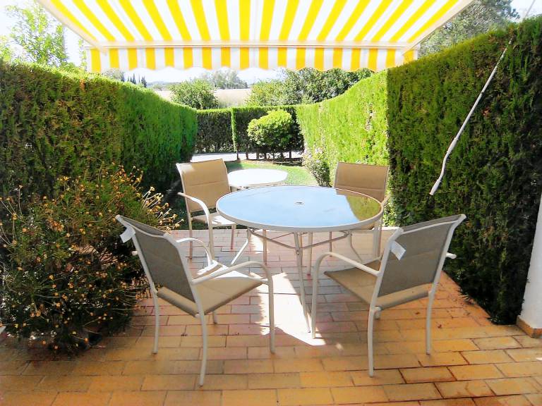 House with terrace, yard & pool | Pet-friendly — photo 2