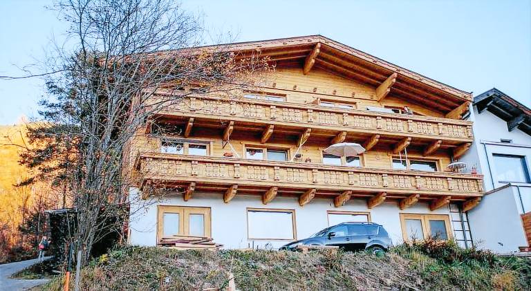 Charming rental apartment | Pet-friendly in See