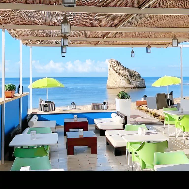 Vacation home with terrace & barbecue | Sea view | Next to the beach | Pets allowed in Salve