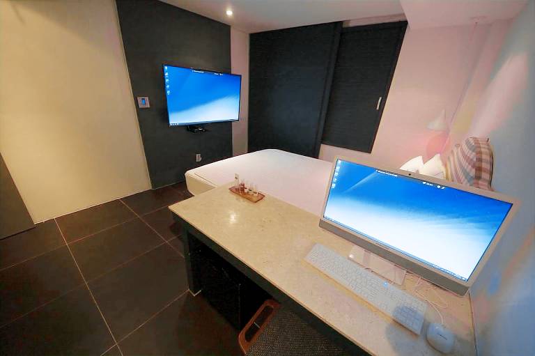 Lazzii Motel Centum