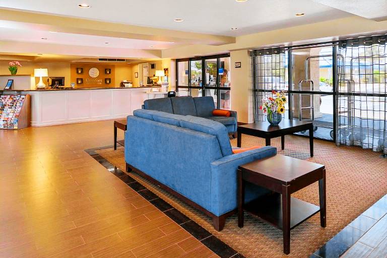 Rancho Cordova Inn — photo 5