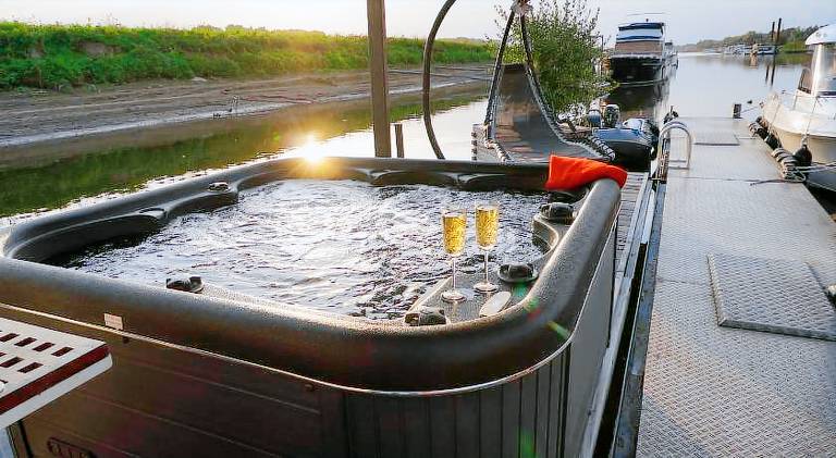 Huisboot Leverkusen