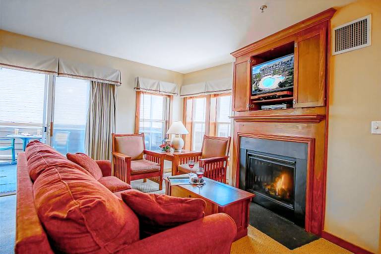 Condo Snowshoe