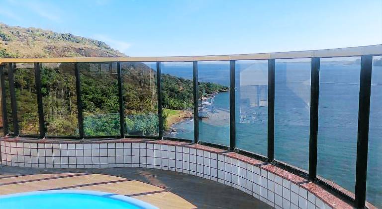 Holiday apartment with hot tub & pool — photo 3