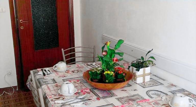 Vacation home with 2 rooms for 8 persons in Alghero