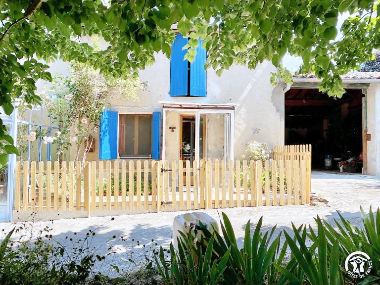 Gite with terrace, garden & grill — photo 4