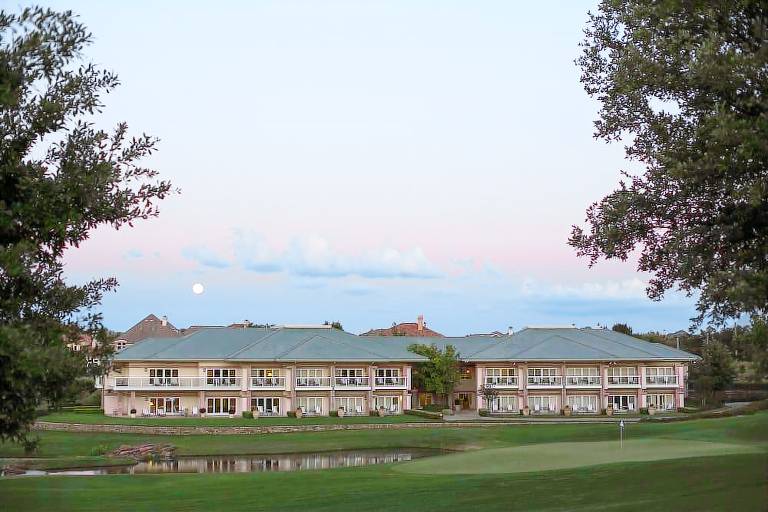 Resort  Lakeside Landing