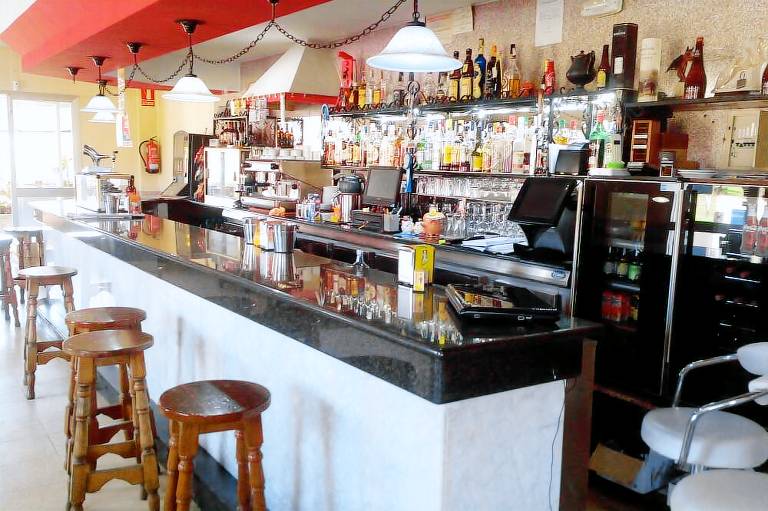 Hostal Sequeiros
