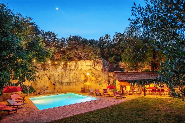 Children-friendly villa with garden, private pool & grill | Perfect for remote work | Pets allowed — photo 3