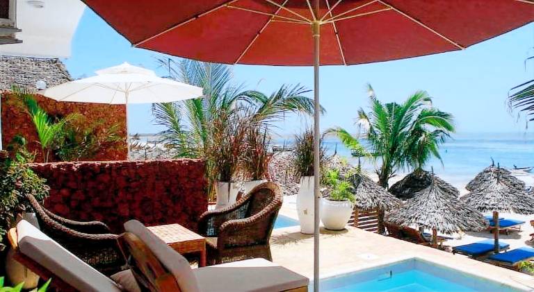 SunSeaBar Beach Resort — photo 3
