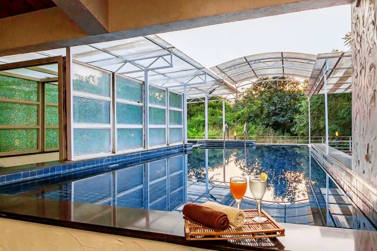 Villa with yard, terrace & BBQ | Dogs allowed in Nashik