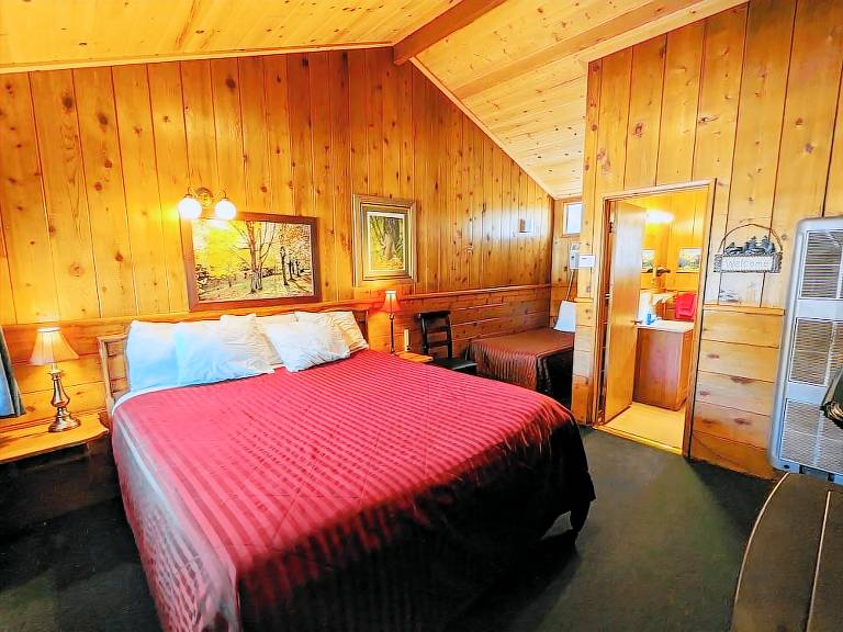 Lodge  Idyllwild-Pine Cove
