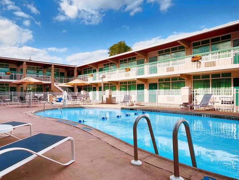 SureStay Plus by Best Western Brandywine Valley — photo 4