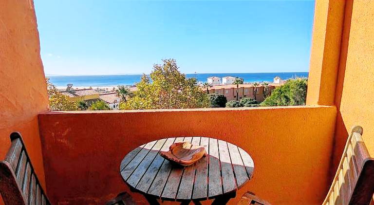 Holiday apartment with terrace — photo 3