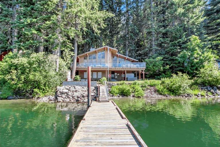 House  Lake Wenatchee