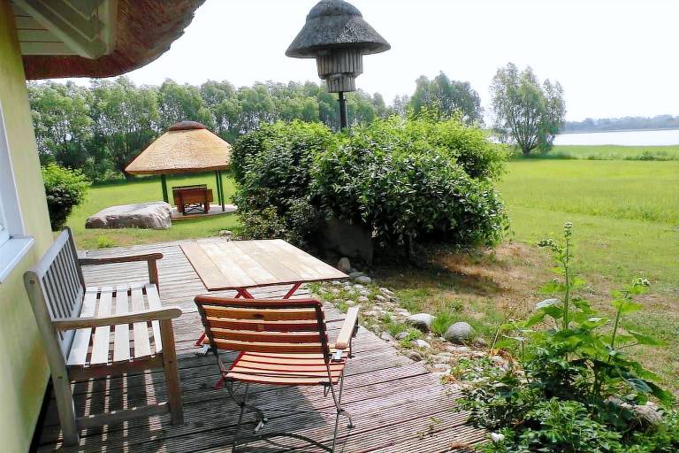 Vacation home with garden, barbecue & terrace — photo 3
