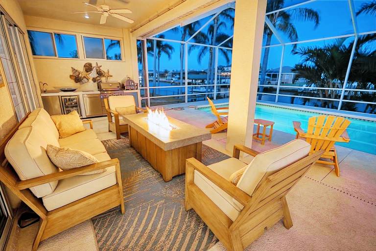 Gulfcoast Oasis 910 Golf Island Dr