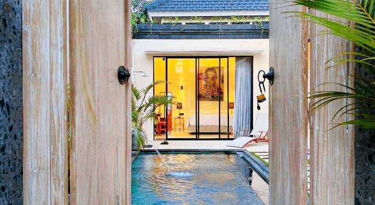 Villa with private pool & terrace — photo 3