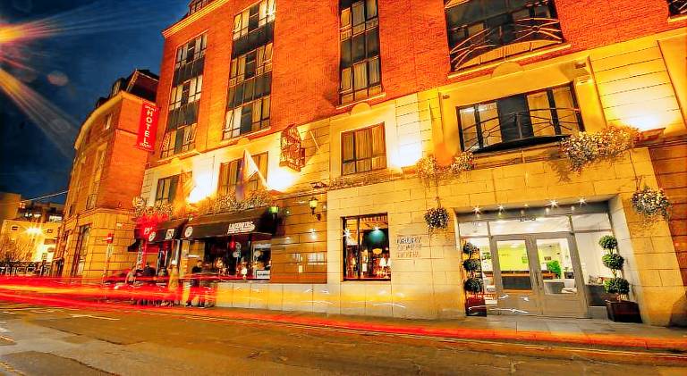 Drury Court Hotel — photo 2