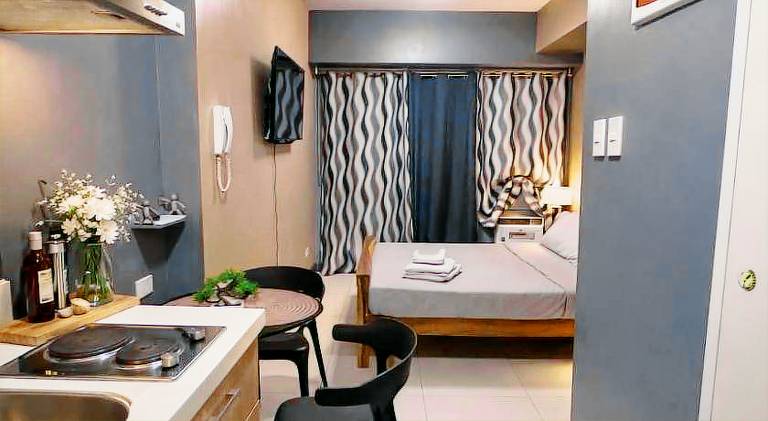 Charming serviced apartment with garden, pool & terrace | Pets are welcome in Quezon City