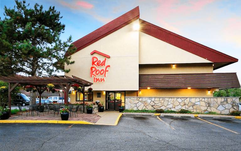 Red Roof Inn Grand Rapids Airport — photo 2