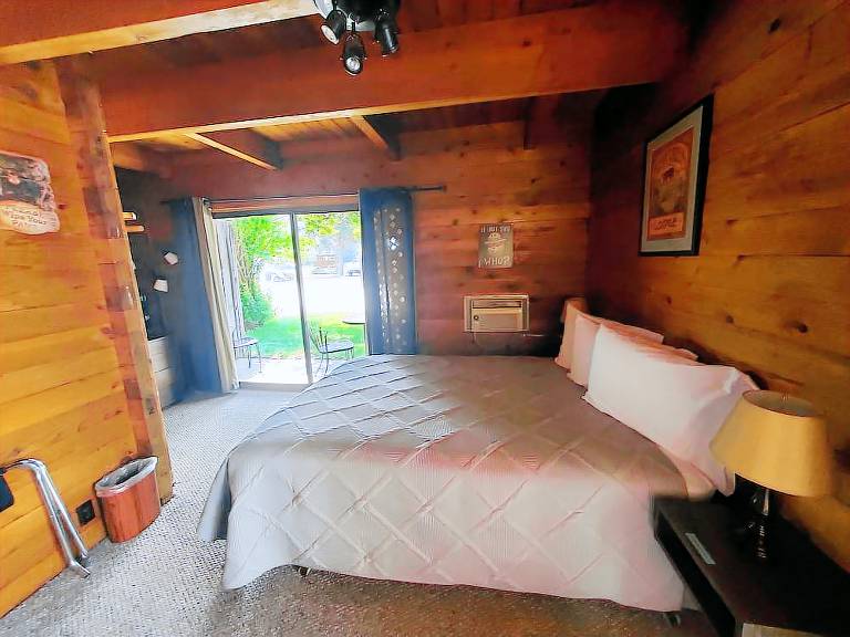 Winthrop, WA Cabin Rentals from 94 HomeToGo