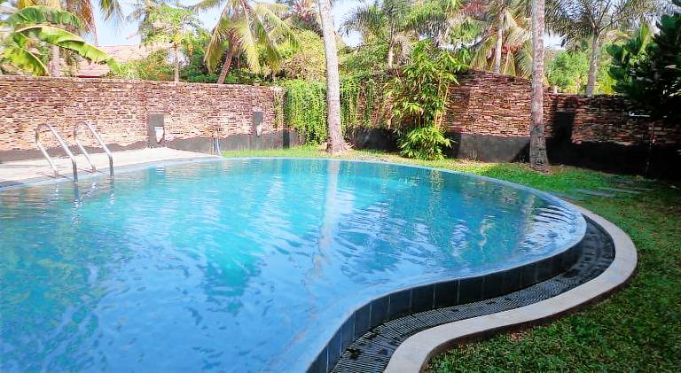 Hotel Star White - Negombo in Negombo