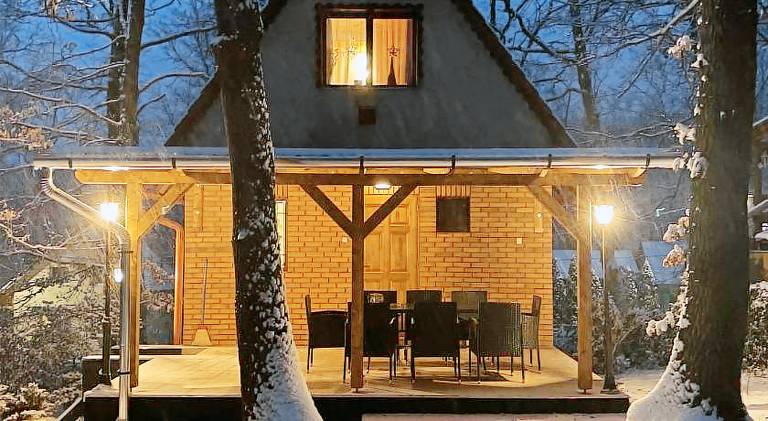 House with hot tub in Eger