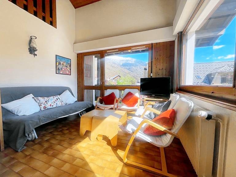 Rental apartment with 2 rooms for 6 persons — photo 3