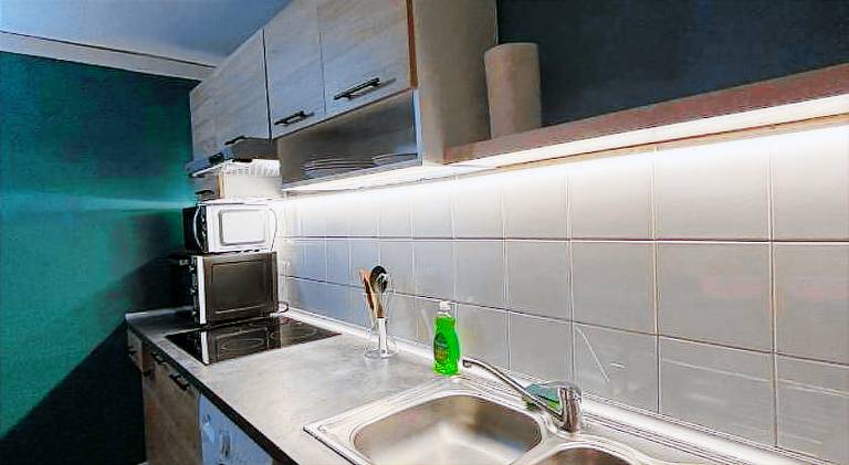 Holiday apartment with 2 rooms for 4 persons — photo 5