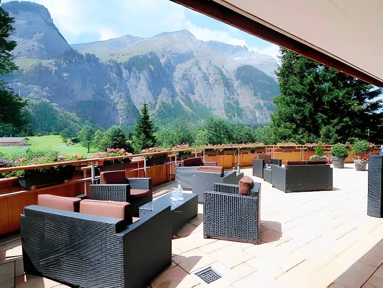 Waldhotel Doldenhorn — photo 3