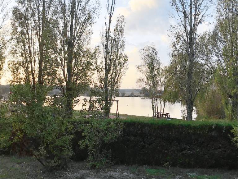 Cottage with garden & BBQ — photo 4
