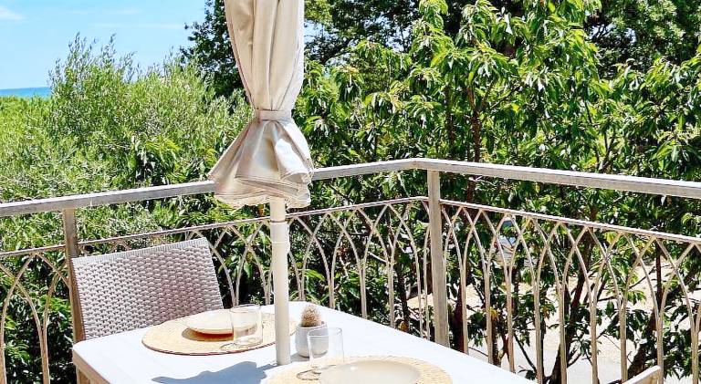 Family-friendly rental apartment with yard, terrace & grill | Pets are welcome — photo 4