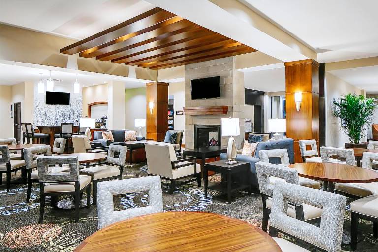 Staybridge Suites Des Moines Downtown By IHG — photo 2