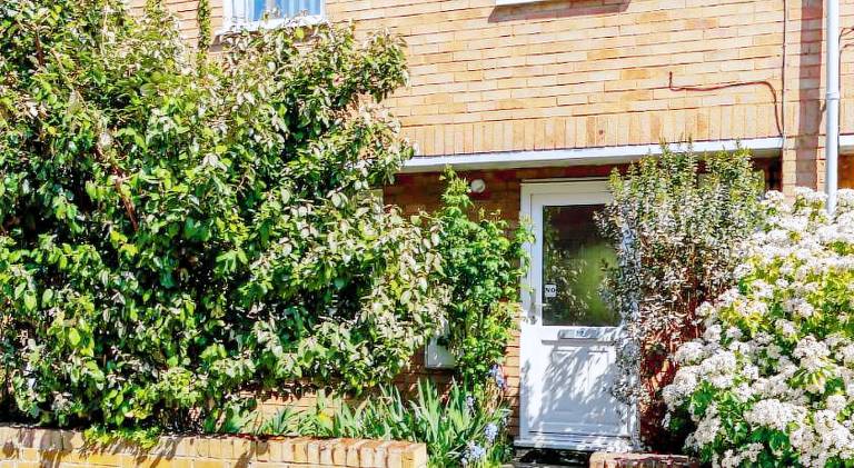 Vacation home with patio | Next to Round Church — photo 4
