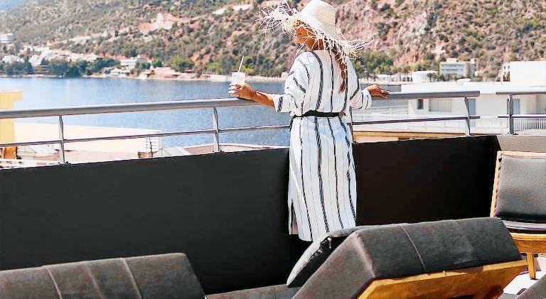 Dave by the Beach Loutraki, a member of Brown Hotels in Loutraki-Agioi Theodoroi