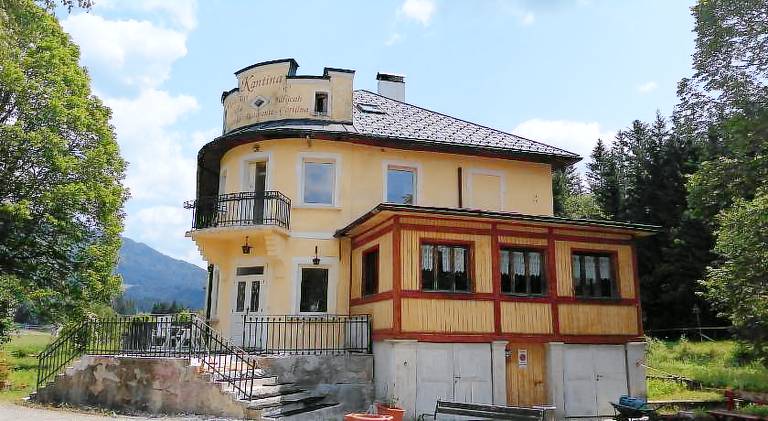 Bed & Breakfast Fusine Confine