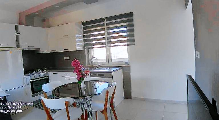 Apartment with patio — photo 3