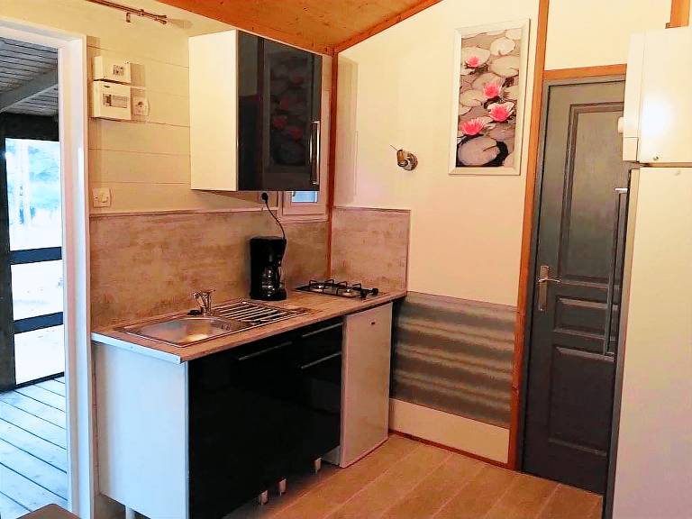 Chalet with terrace & heated pool | Pet-friendly — photo 5