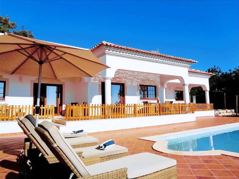 Villa Moncarapacho