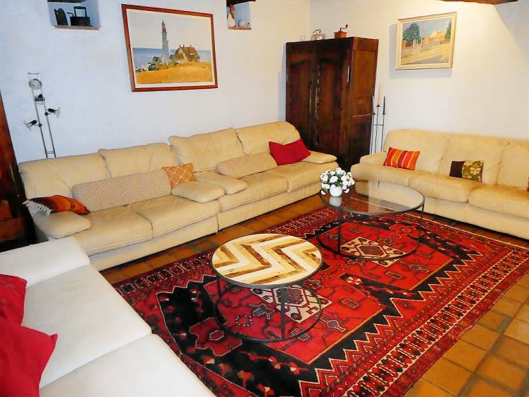 Gite with yard — photo 3