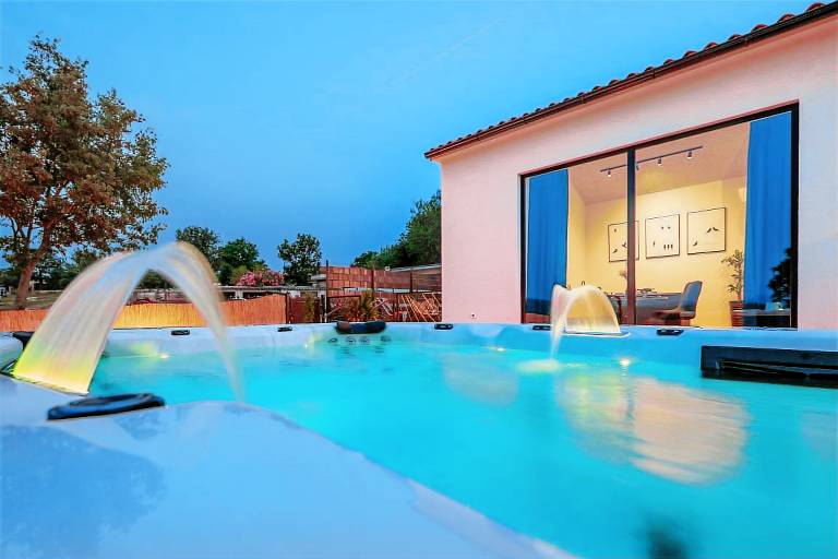 Villa  Trget