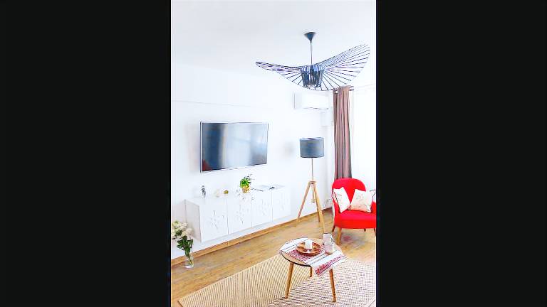 Family-oriented pleasant apartment | Near Stavropoleos Monastery | City view | Dogs allowed — photo 4