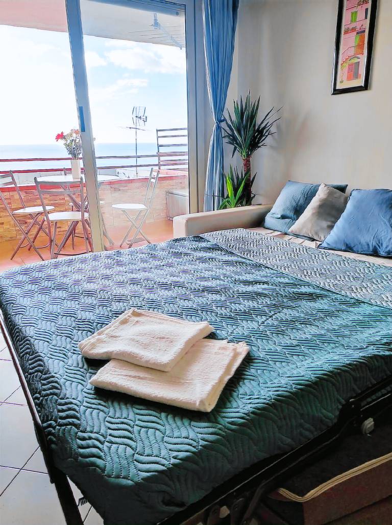 Apartment with terrace & barbecue | Good for workation in Letojanni