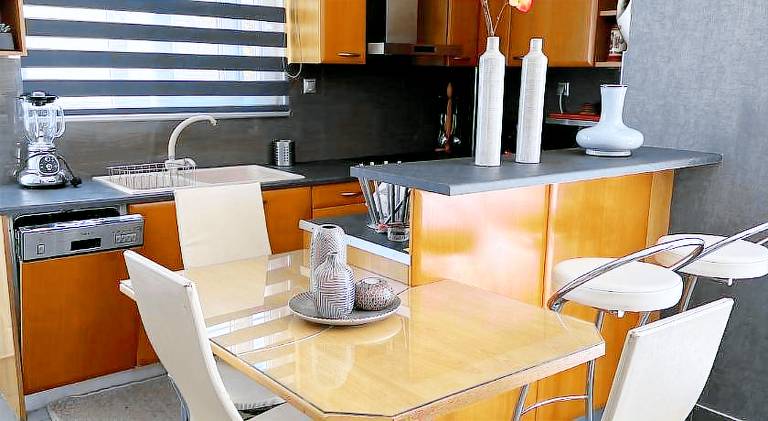 Fully equipped lovely villa with yard & terrace | Close to the beach | Good for workation | Dogs allowed — photo 4