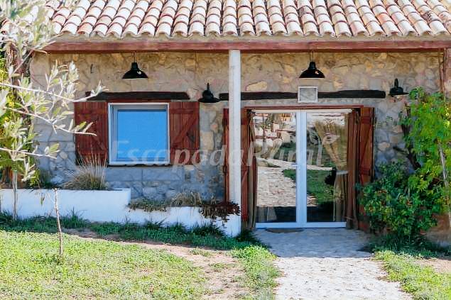 Wonderful cottage with patio, barbecue & pool | Mountain view | Dogs allowed — photo 5