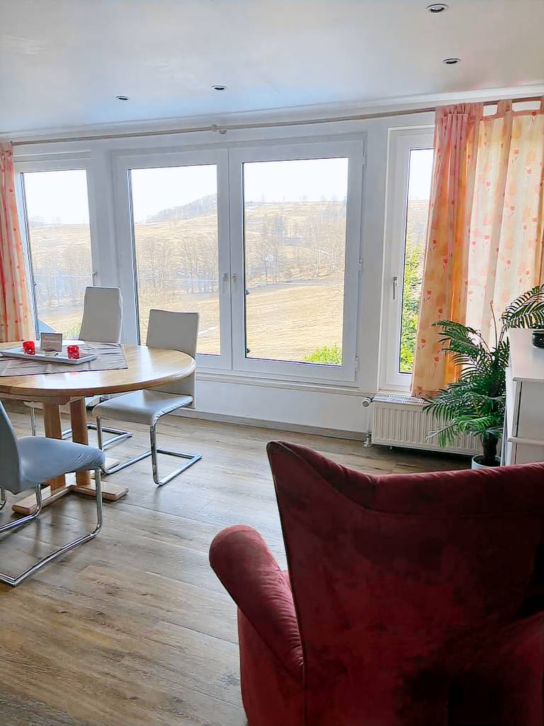 Holiday apartment with garden & patio in Goettingen