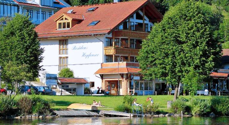Serviced apartment with patio in Fuessen