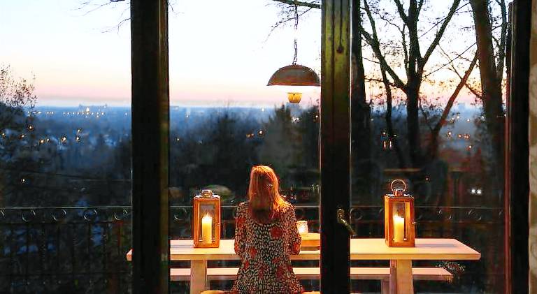 Vacation home with hot tub — photo 3
